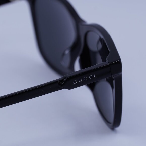 Gucci GG0495SA 001 Sunglasses Black Square Frame - Picture 3 of 8